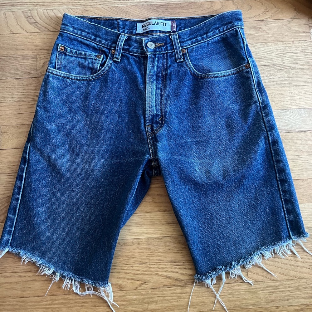 Levi’s 505 Men’s Denim Cut Off Jean Shorts- 32, Blue